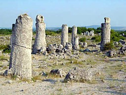 Побити камъни, Варна