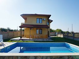 Holiday in villa Delfin - Balgarevo, Bulgaria